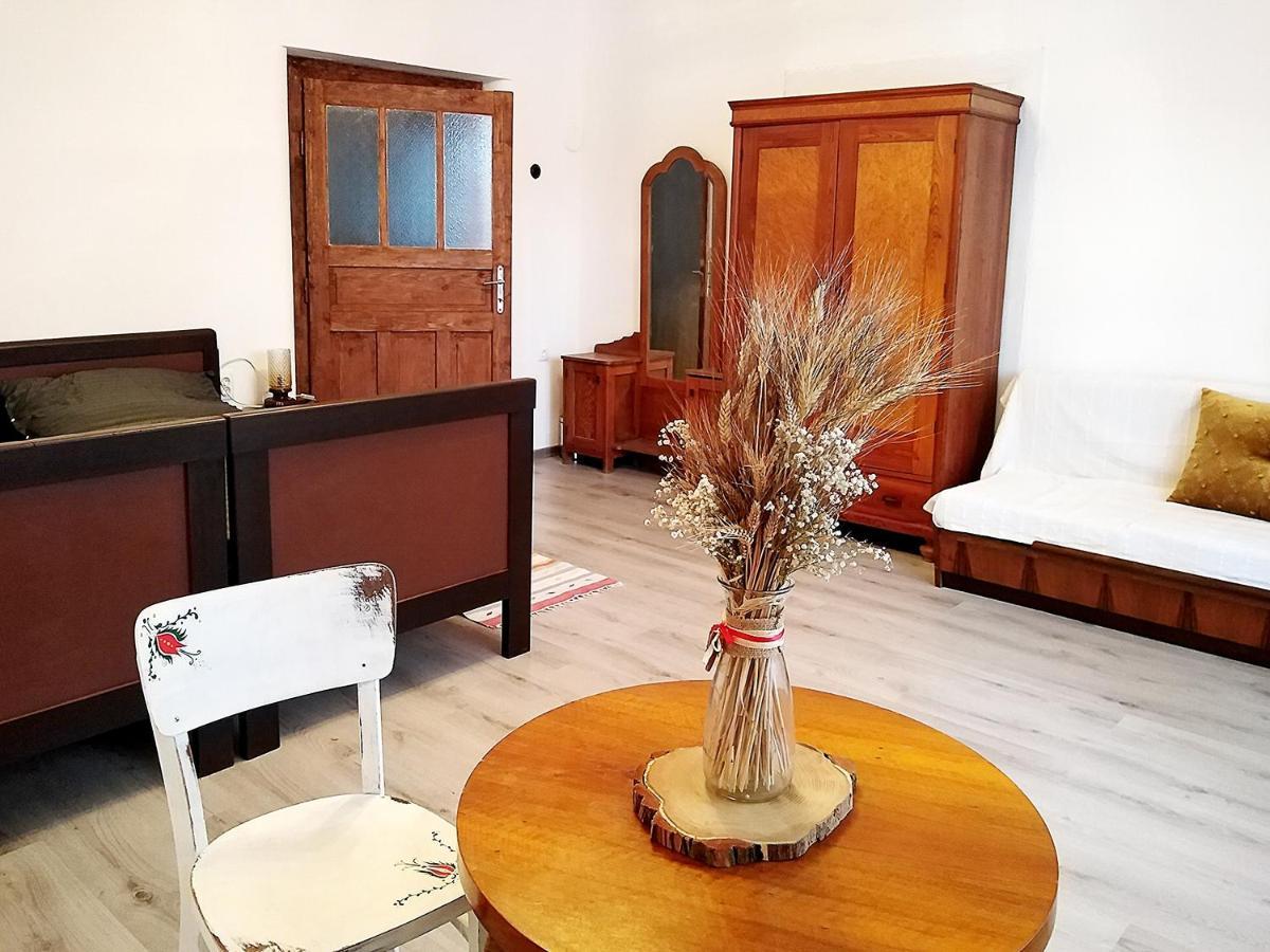 Family Apartman Szadelo - Zadiel Εξωτερικό φωτογραφία